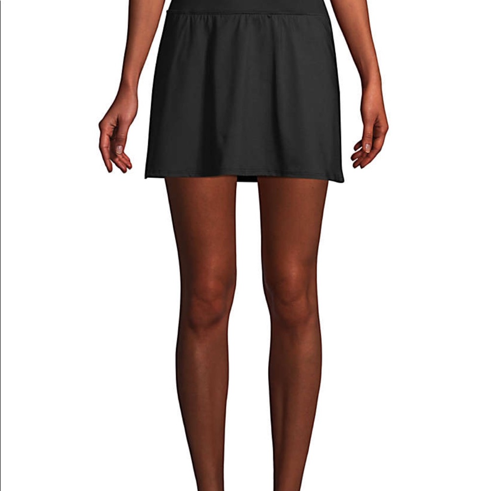 Size 8 Lands’ End Tummy Control Swimsuit Skirt NEW- never worn